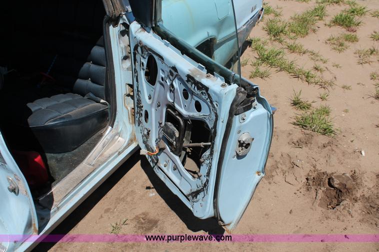 image for item H3610 1970 Ford Thunderbird