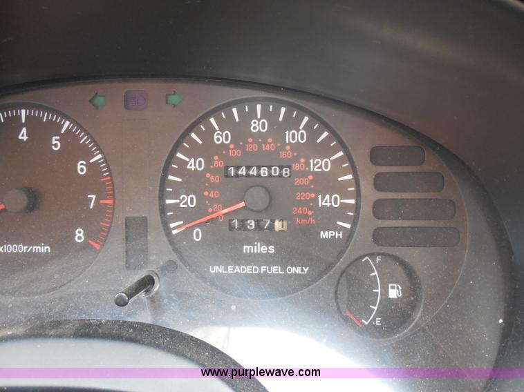 image for item H9964 1999 Chrysler Sebring LXi