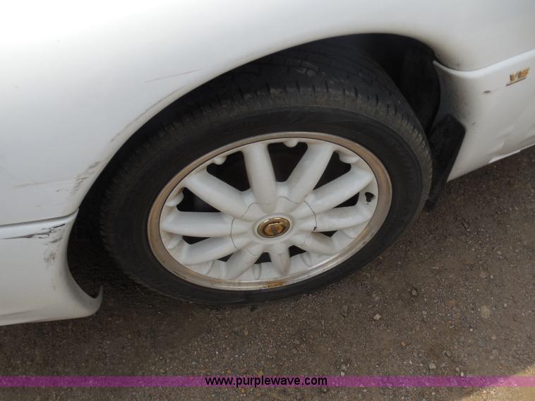 image for item H9964 1999 Chrysler Sebring LXi