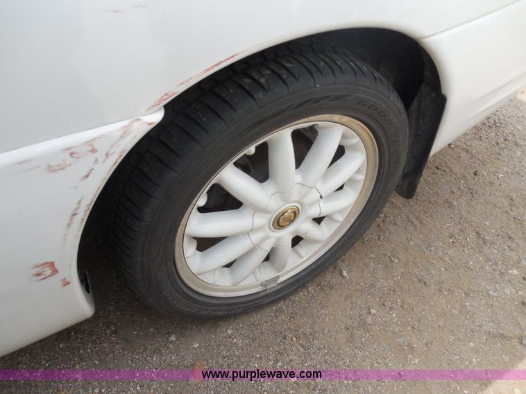 image for item H9964 1999 Chrysler Sebring LXi