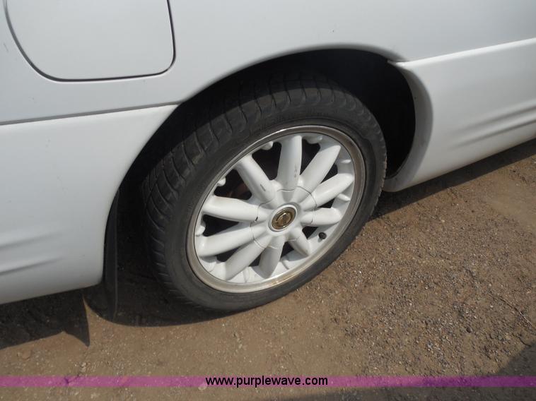 image for item H9964 1999 Chrysler Sebring LXi