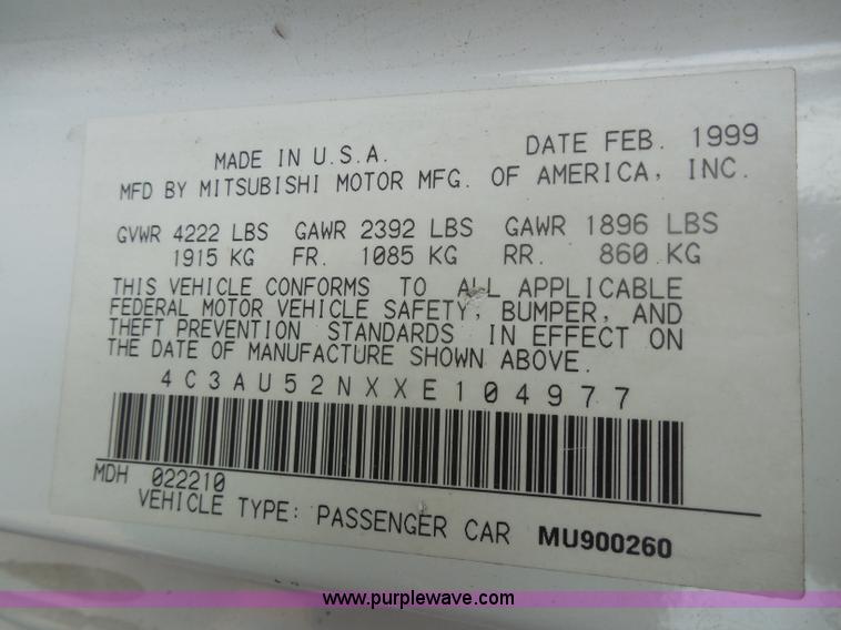 image for item H9964 1999 Chrysler Sebring LXi