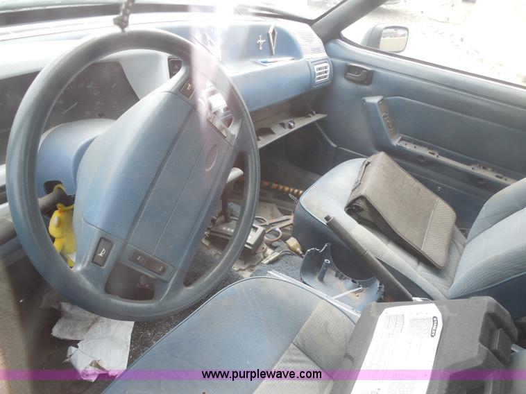 image for item H9965 1993 Ford Mustang LX convertible