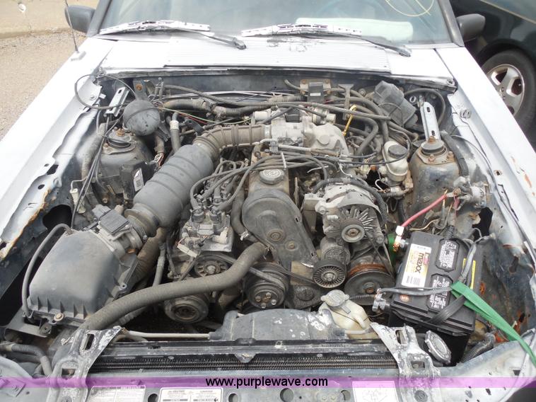 image for item H9965 1993 Ford Mustang LX convertible