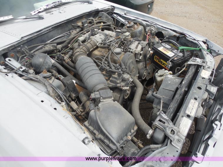 image for item H9965 1993 Ford Mustang LX convertible