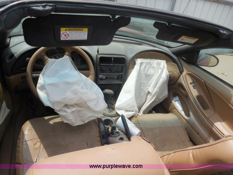 image for item H9968 1998 Ford Mustang convertible