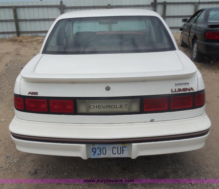 image for item H9970 1992 Chevrolet Lumina Euro