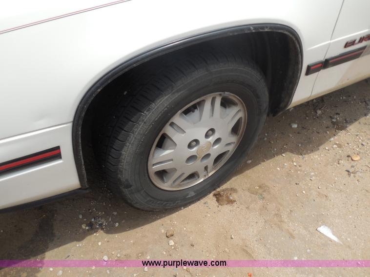 image for item H9970 1992 Chevrolet Lumina Euro