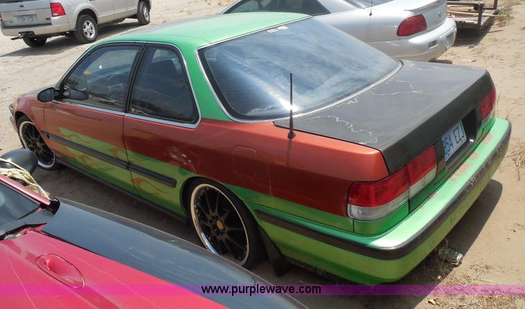 image for item H9971 1991 Honda Accord EX