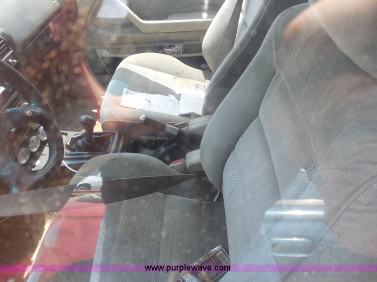 image for item H9971 1991 Honda Accord EX