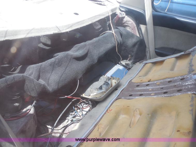 image for item H9971 1991 Honda Accord EX