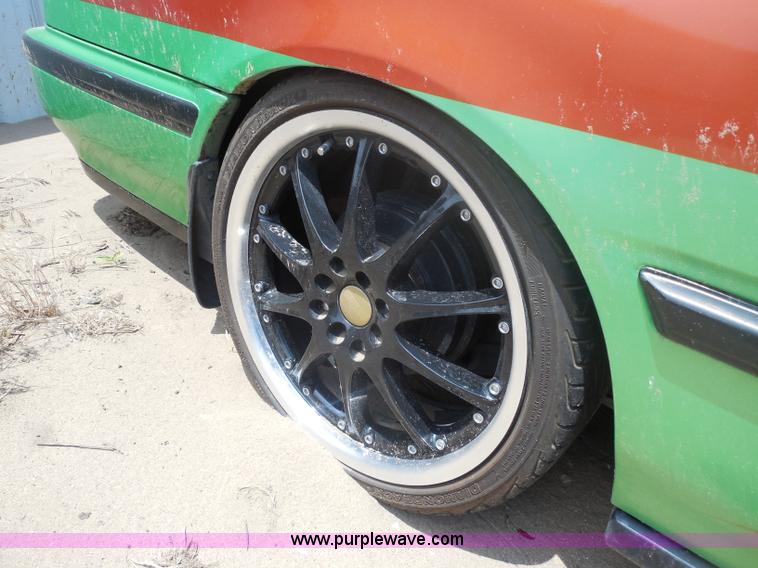 image for item H9971 1991 Honda Accord EX