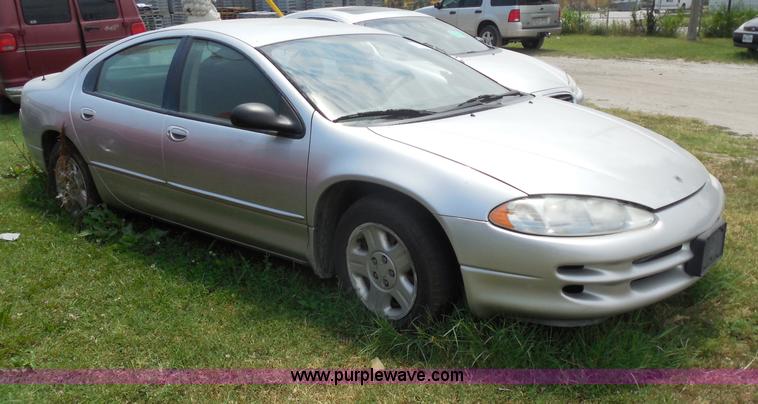 image for item H9972 2002 Dodge Intrepid SE