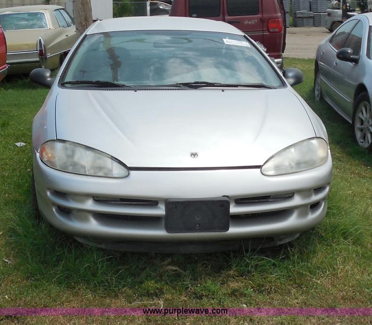image for item H9972 2002 Dodge Intrepid SE