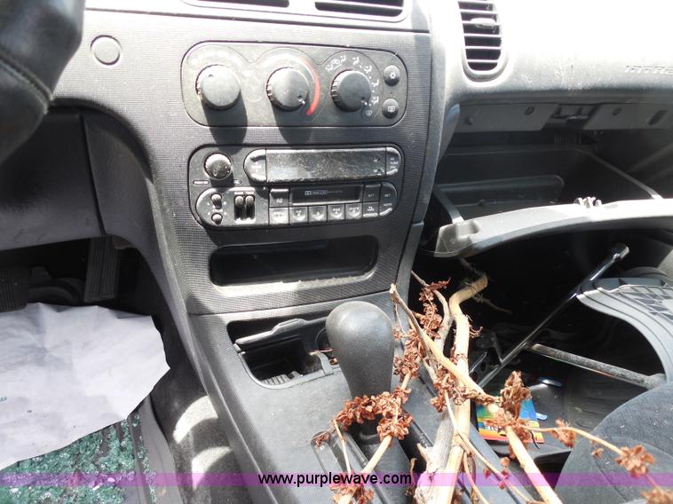 image for item H9972 2002 Dodge Intrepid SE