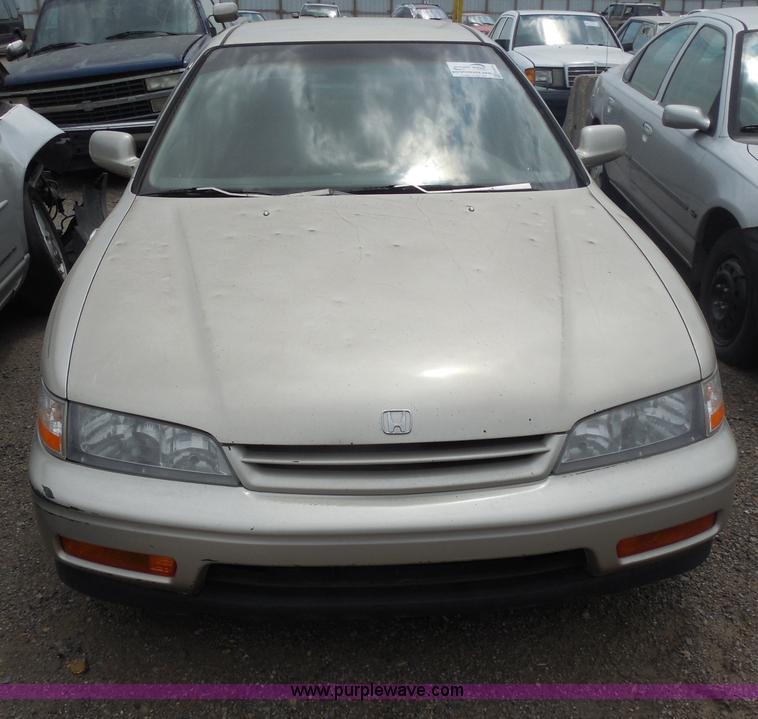 image for item H9974 1995 Honda Accord LX