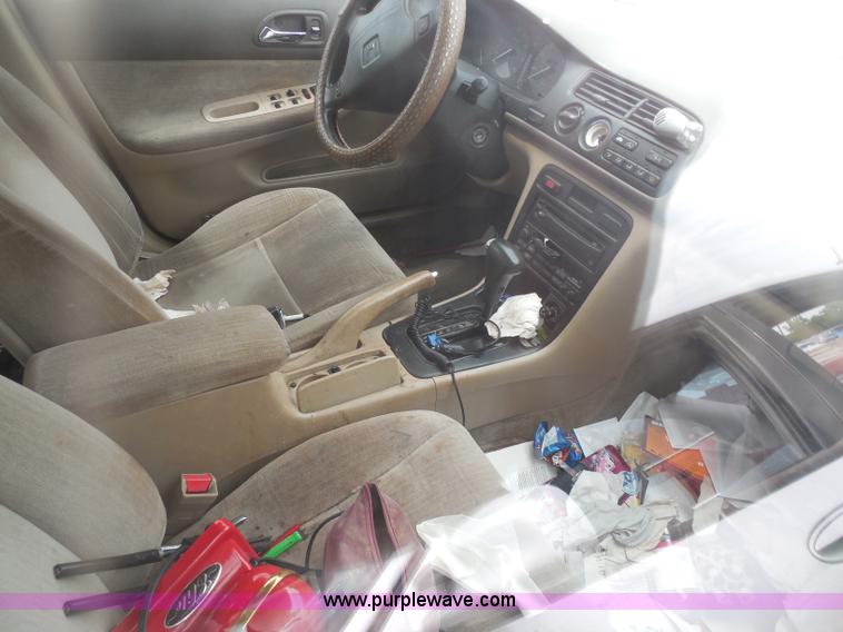 image for item H9974 1995 Honda Accord LX