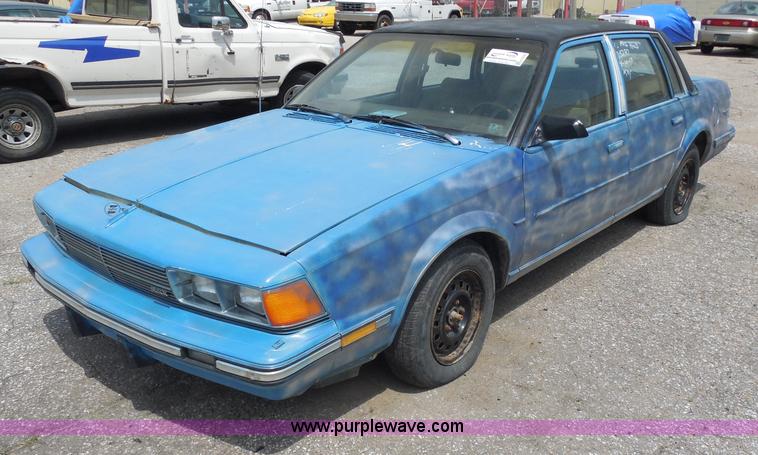image for item H9978 1986 Buick Century Limited