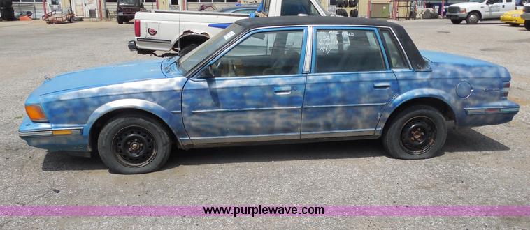image for item H9978 1986 Buick Century Limited