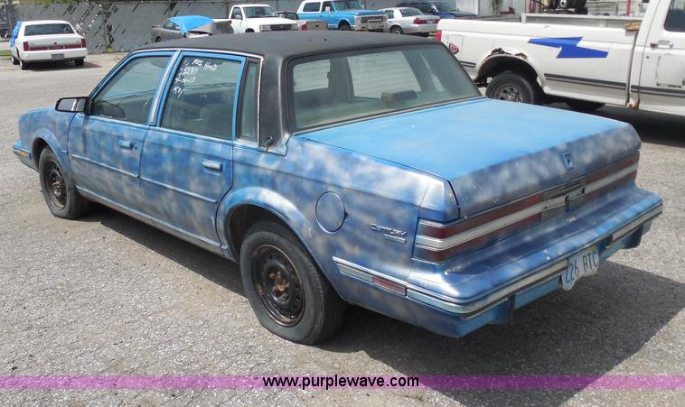 image for item H9978 1986 Buick Century Limited
