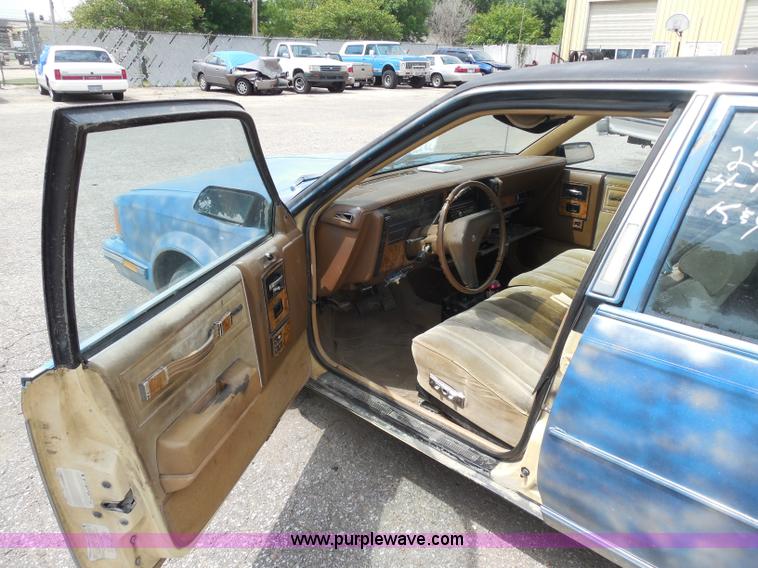 image for item H9978 1986 Buick Century Limited