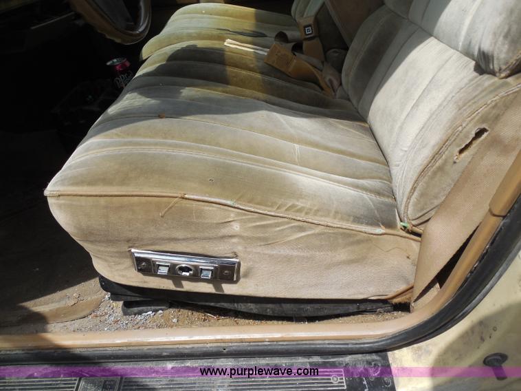 image for item H9978 1986 Buick Century Limited