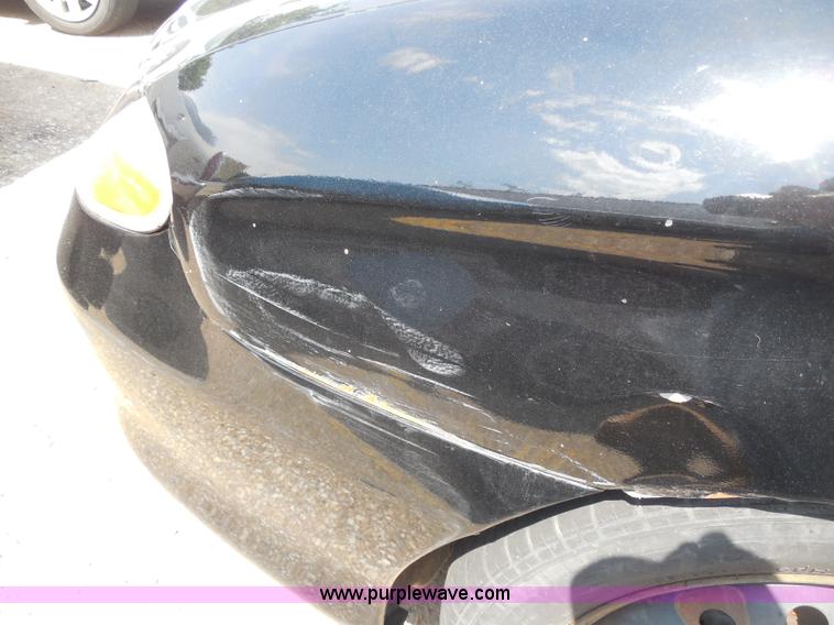 image for item H9980 2001 Hyundai Tiburon