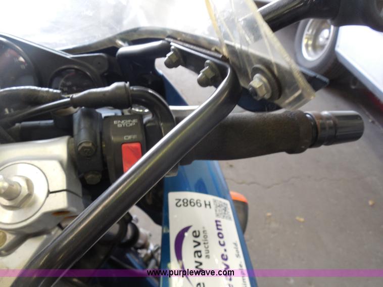 image for item H9982 1995 Yamaha YZF-600R motorcycle