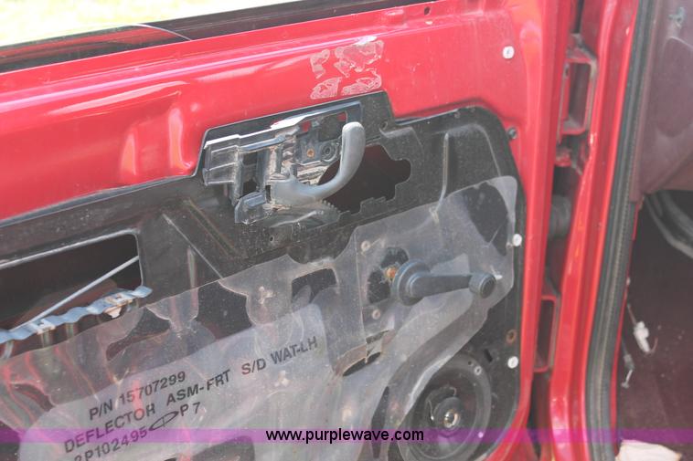 image for item I7954 1996 GMC Sierra 1500 Club Coupe pickup truck