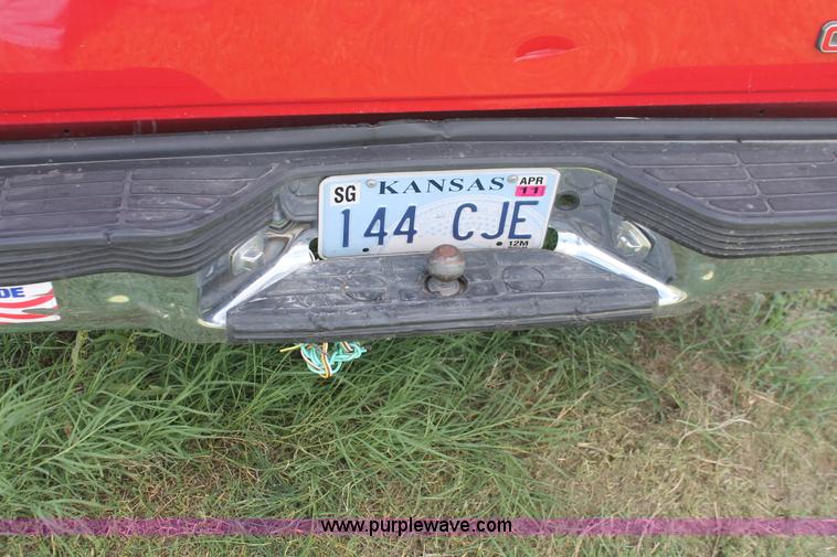 image for item I7954 1996 GMC Sierra 1500 Club Coupe pickup truck