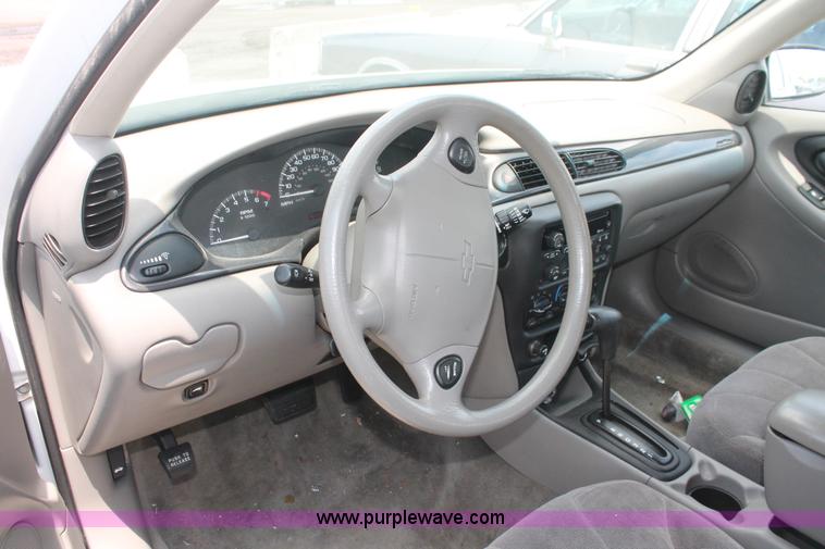 image for item I7958 2002 Chevrolet Malibu