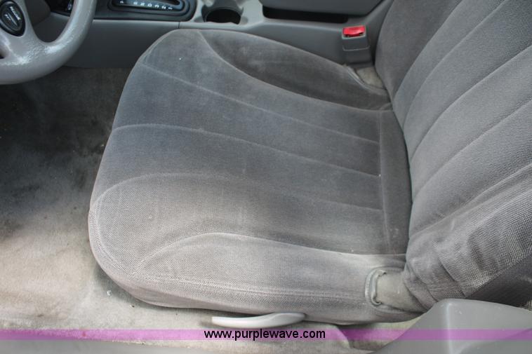 image for item I7958 2002 Chevrolet Malibu