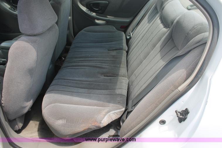 image for item I7958 2002 Chevrolet Malibu