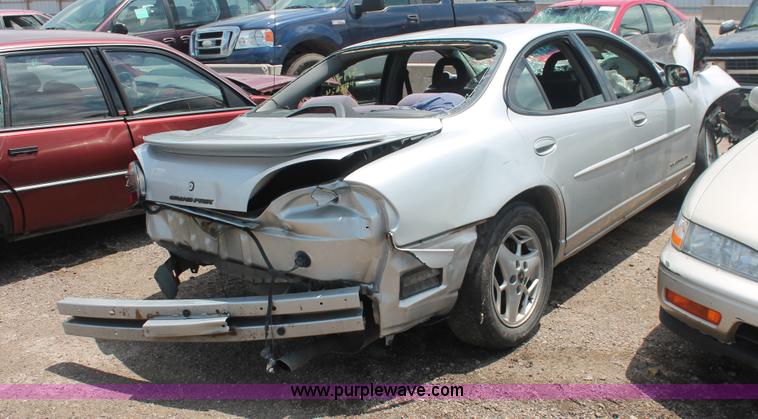 image for item I7959 2003 Pontiac Grand Prix