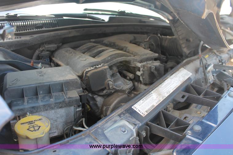 image for item I7960 2005 Chrysler 300 Limited