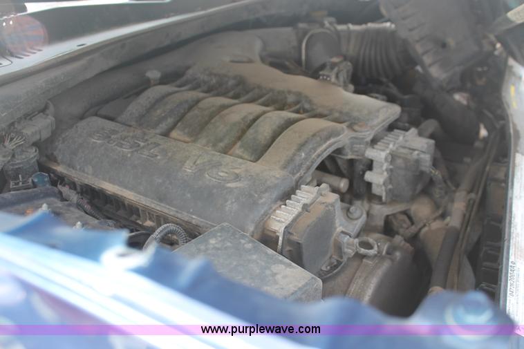 image for item I7960 2005 Chrysler 300 Limited