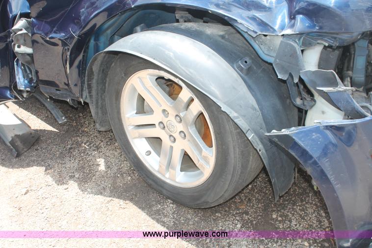 image for item I7960 2005 Chrysler 300 Limited