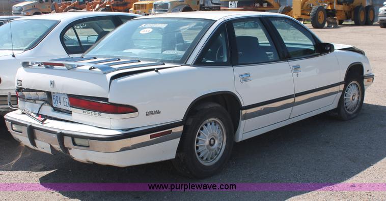 image for item I7961 1991 Buick Regal Limited