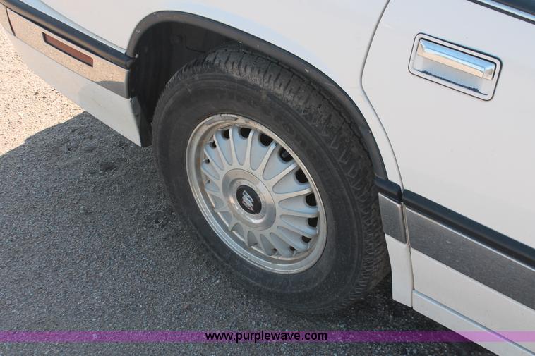 image for item I7961 1991 Buick Regal Limited