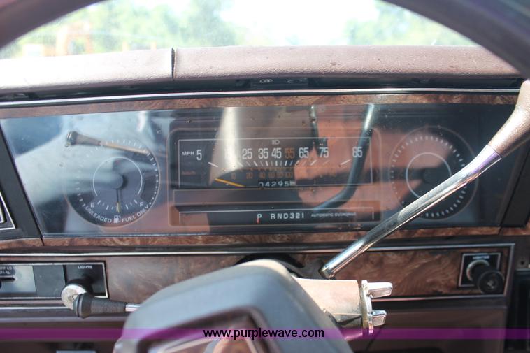 image for item I7962 1983 Chevrolet Caprice Classic