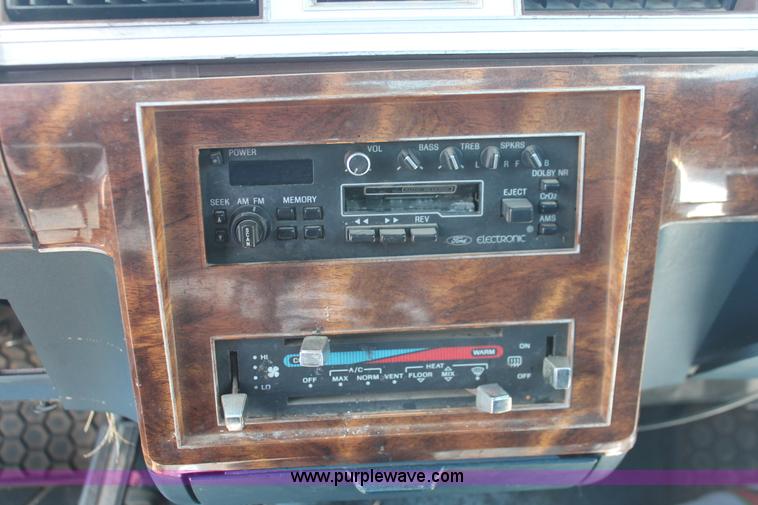 image for item I7963 1987 Mercury Grand Marquis LS