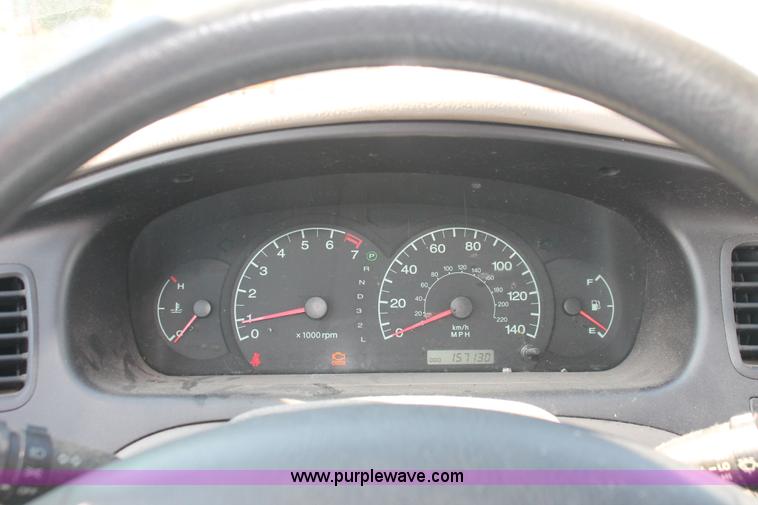 image for item I7964 2002 Hyundai Elantra GLS