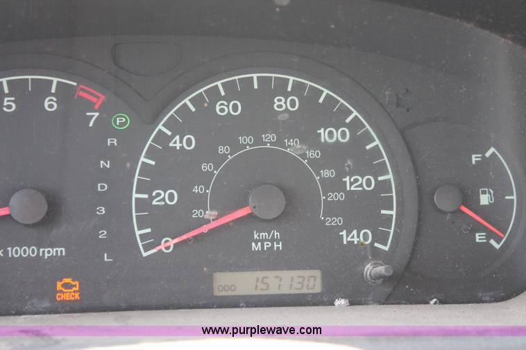 image for item I7964 2002 Hyundai Elantra GLS