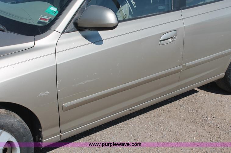 image for item I7964 2002 Hyundai Elantra GLS