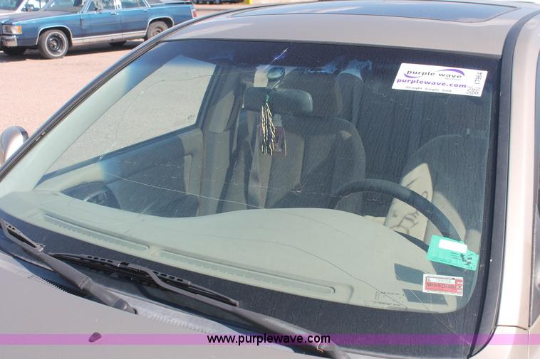 image for item I7964 2002 Hyundai Elantra GLS