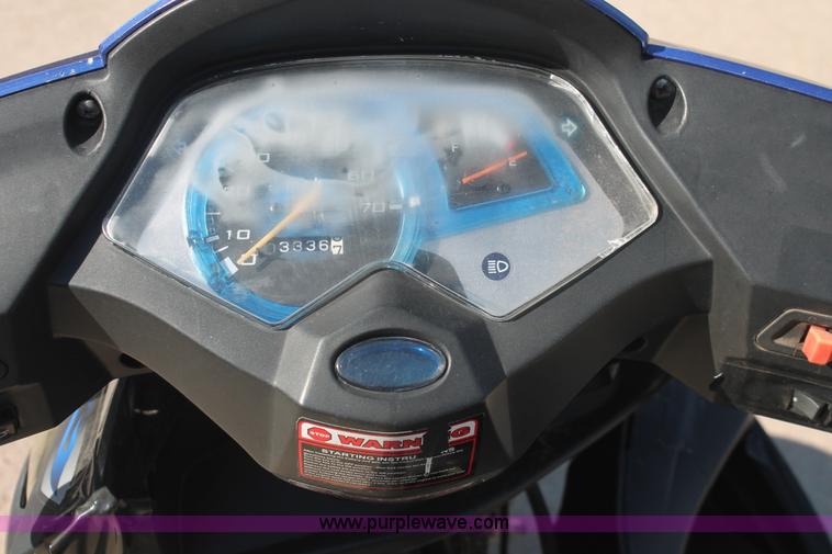 image for item I7967 2008 JCL Moto moped