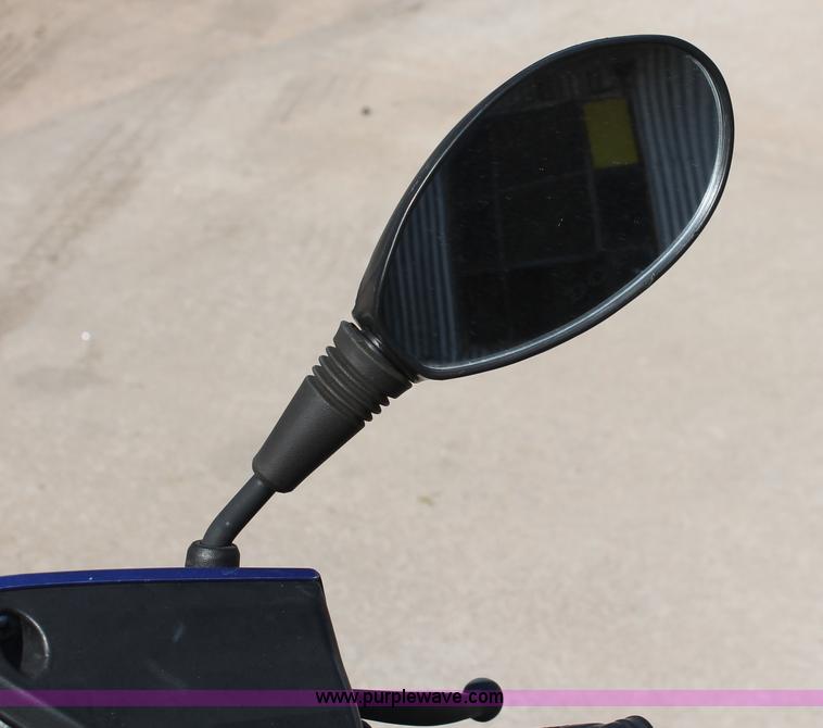 image for item I7967 2008 JCL Moto moped