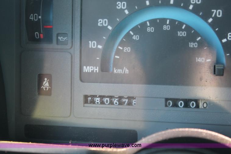 image for item I7969 1993 GMC Sonoma Club Coupe pickup truck