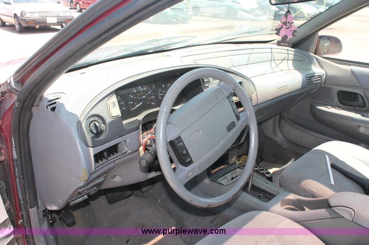 image for item I7970 1993 Ford Taurus LX
