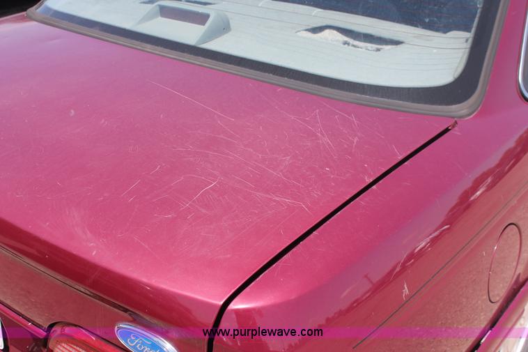 image for item I7970 1993 Ford Taurus LX